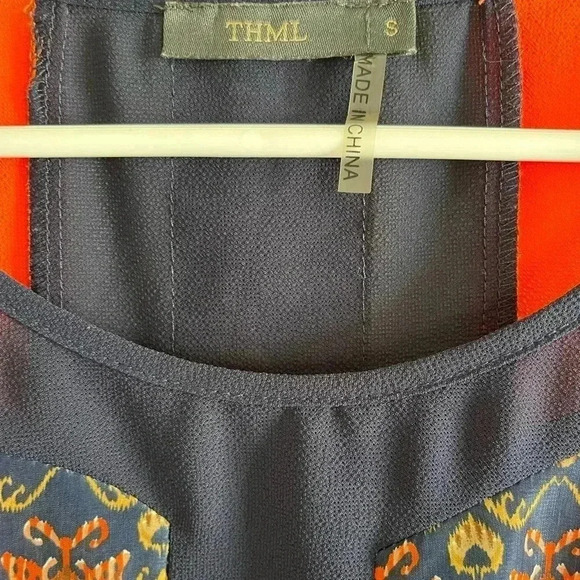 THML Sleeveless Blouse size Small - Picture 3 of 7